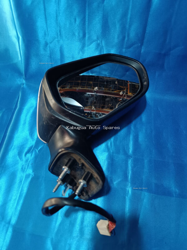 Toyota Porte 2016 Model Side Mirror - Image 3