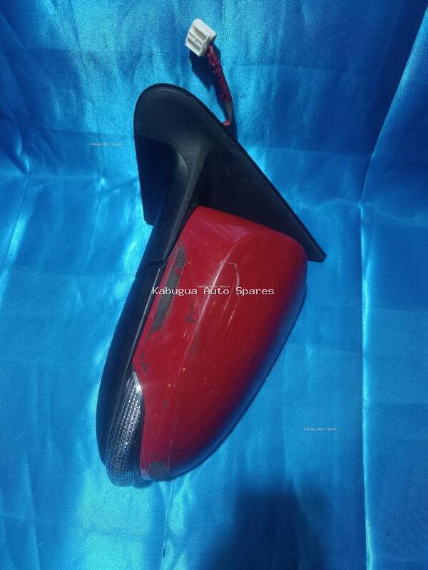 Toyota Spade/Porte 2012 Model Side Mirror