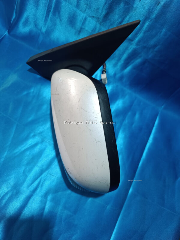 Subaru Exiga 2005 Model Side Mirror - Image 3