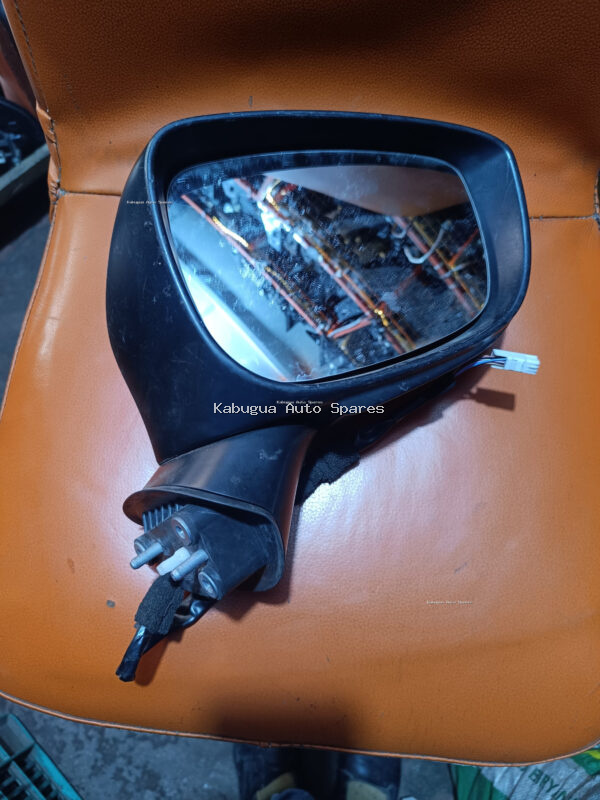 Mazda Cx3 2014 Model Side Mirror - Image 2