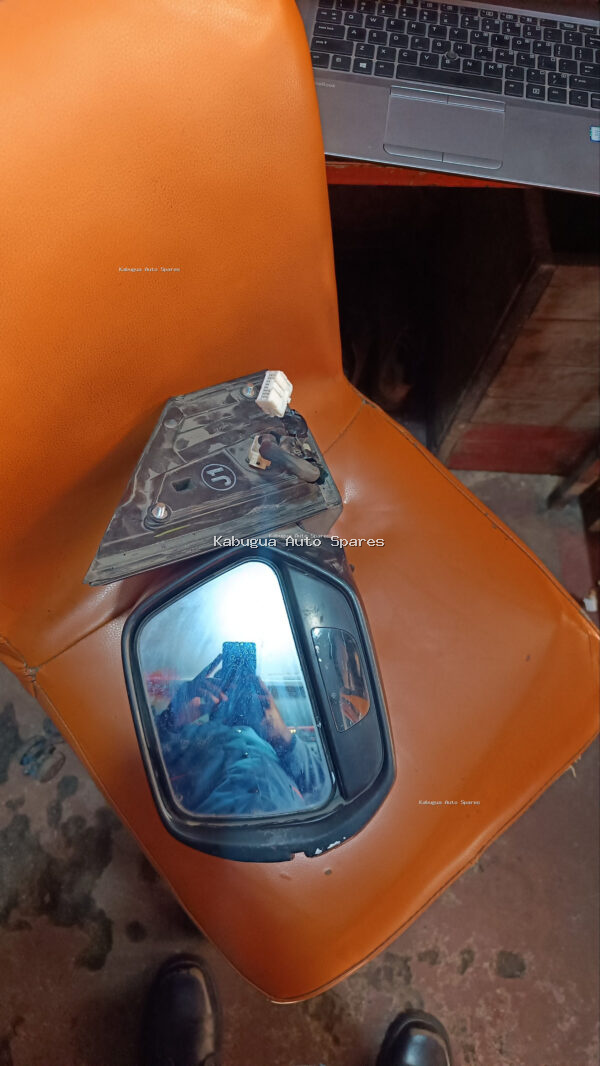 Honda CRV Rm1 2012 Model Side Mirror.